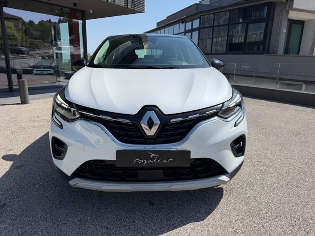 Renault Captur Plug-in Hybrid E-Tech 160 CV Intens - foto 2 di 4