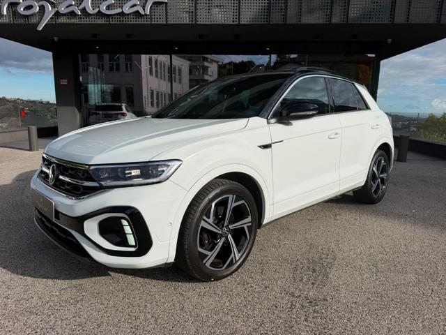Volkswagen T-Roc 2.0 TDI SCR 150 CV DSG 4MOTION R-Line, del 2022, 62.653 km, in vendita a Borgo Maggiore San Marino (RN)