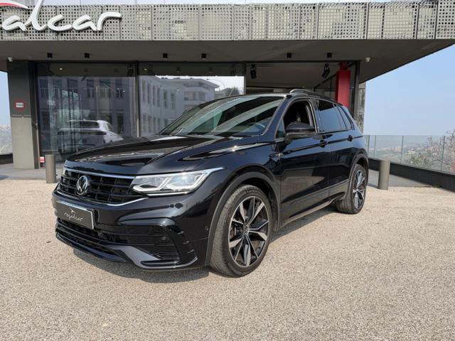 Volkswagen Tiguan 2.0 TDI 200 CV SCR DSG 4MOTION R-Line - foto 3 di 4