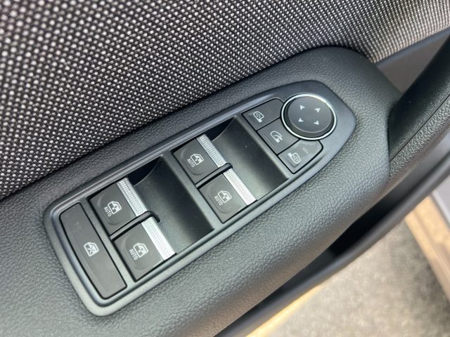 Renault Captur ECO-G 100 CV Techno #VARI COLORI km 0 a MARTELLAGO