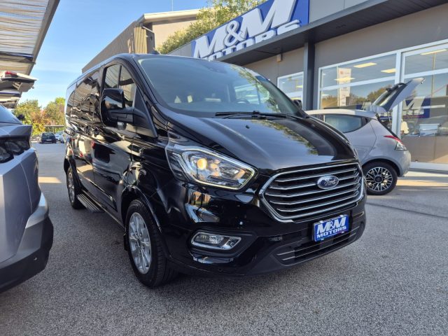 Ford Tourneo Custom 320 2.0 EcoBlue 130CV MHEV PL Titanium #8 POSTI usato a MARTELLAGO