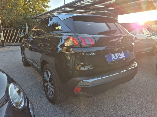 Peugeot 3008 Hybrid 136 e-DCS 6 Allure Pack usato a MARTELLAGO