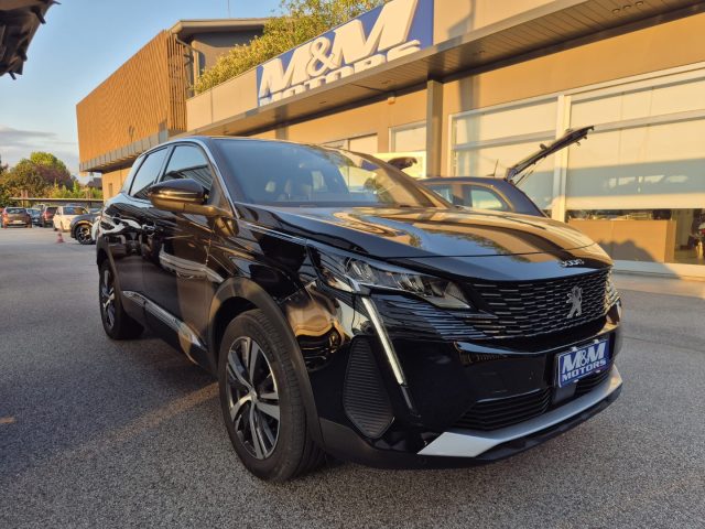 Peugeot 3008 Hybrid 136 e-DCS 6 Allure Pack usato a MARTELLAGO