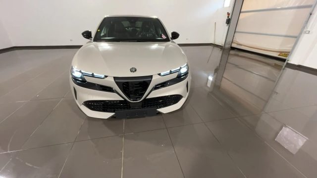 Alfa Romeo Junior 1.2 136 CV Hybrid eDCT6 Speciale #VARI COLORI - foto 2 di 4