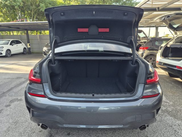 BMW 318 d 48V Auto Msport #BLACK PACK, del 2021, 78.000 km, in vendita a Martellago (VE)