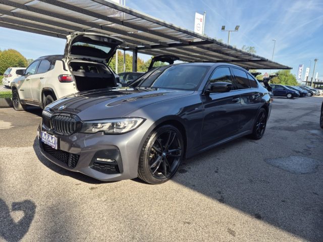 BMW 318 d 48V Auto Msport #BLACK PACK - foto 3 di 4
