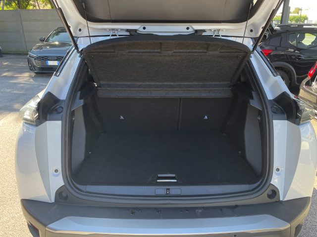 Peugeot 2008 PureTech 130 S&S EAT8 GT #VARI COLORI, del 2024, 37.000 km, in vendita a Martellago (VE)