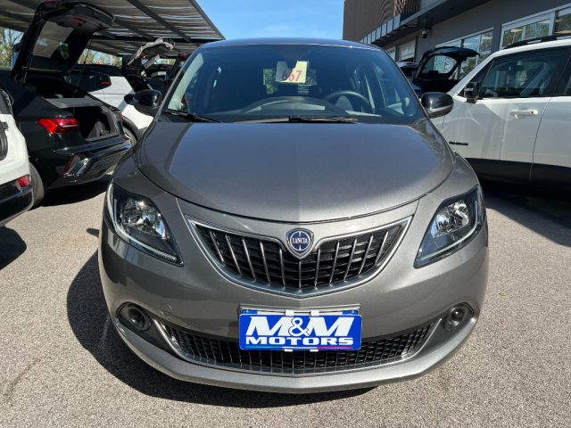 Lancia Ypsilon 1.0 FireFly 5 porte S&S Hybrid Platino - foto 2 di 4