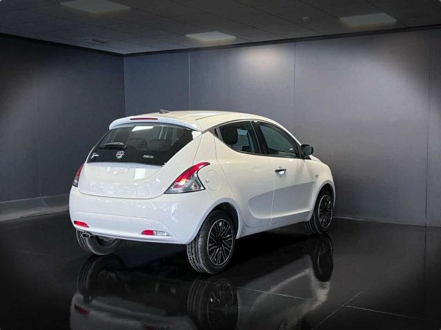 Lancia Ypsilon 1.0 FireFly 5P S&S Hybrid GOLD #VARI COLORI usato a MARTELLAGO