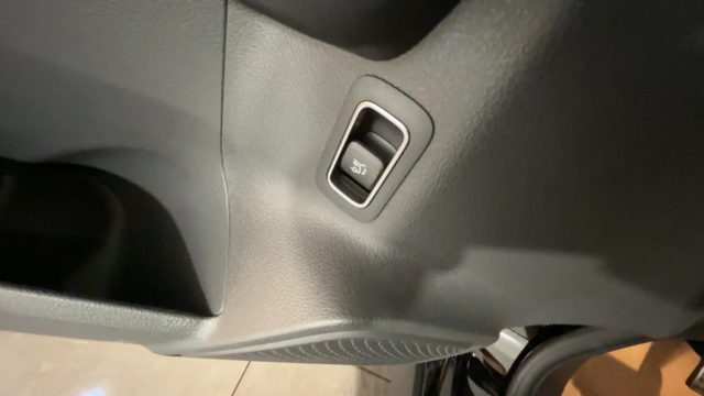 Mercedes-Benz GLA 200 d Automatic AMG LINE Advanced Plus #VARI COLORI usato a MARTELLAGO