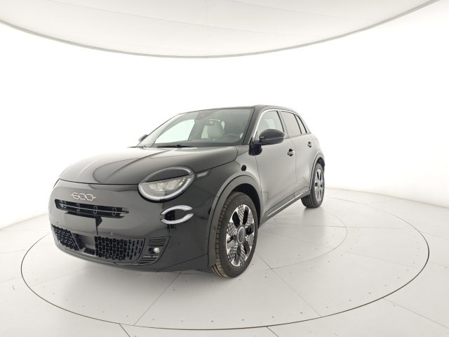 Fiat 600 Hybrid DCT MHEV La Prima #VARI COLORI usato a MARTELLAGO