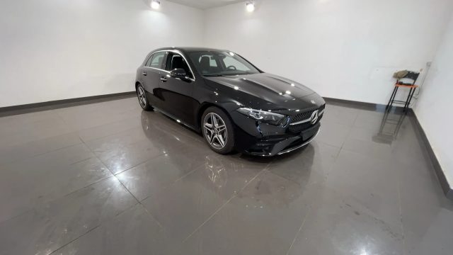 Mercedes-Benz A 200 Automatic AMG Line Advanced Plus AUTO - foto 3 di 4
