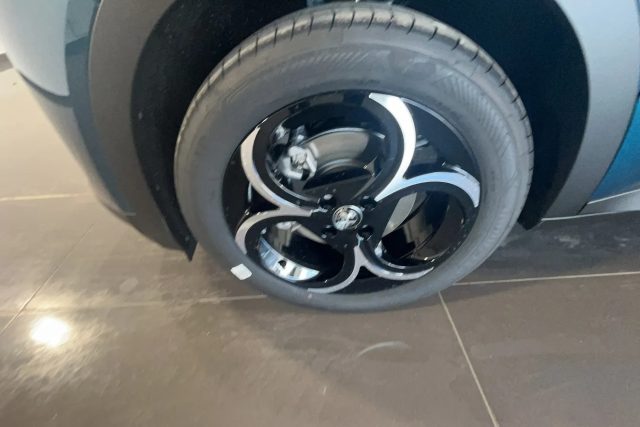 Alfa Romeo Junior 1.2 136 CV Hybrid eDCT6 Speciale #VARI COLORI - foto 3 di 4