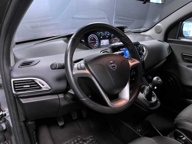 Lancia Ypsilon 1.0 FireFly 5p S&S Hybrid Gold #VARI COLORI usato a MARTELLAGO