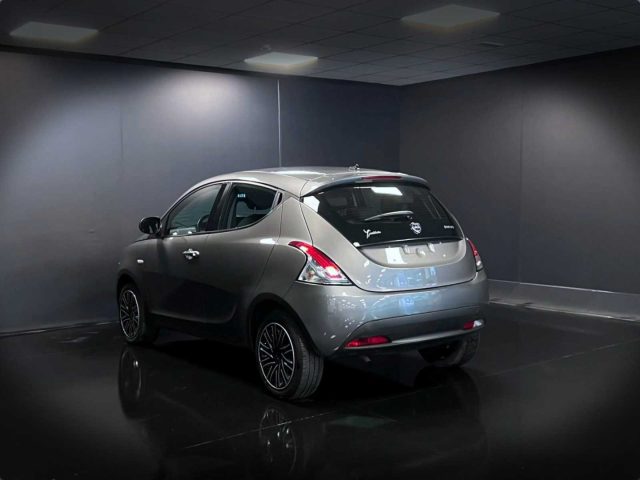 Lancia Ypsilon 1.0 FireFly 5p S&S Hybrid Gold #VARI COLORI - foto 4 di 4