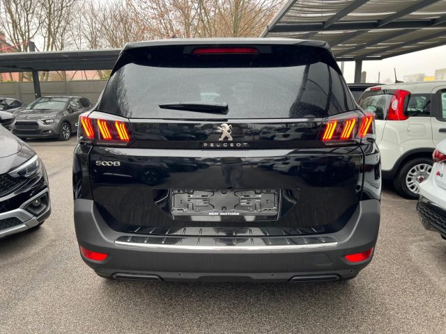 Peugeot 5008 BlueHDi 130 EAT8 Allure Pack #7 POSTI #VARI COLORI usato a MARTELLAGO