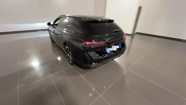 Peugeot 508 BlueHDi 130 EAT8 SW GT - foto 4 di 4