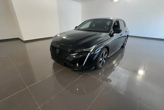 Peugeot 308 PureTech Turbo 130 EAT8 GT #TETTO #VARI COLORI usato a MARTELLAGO