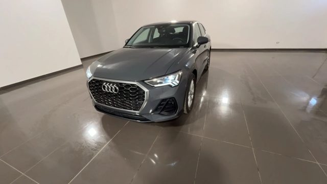 Audi Q3 SPB 35 TDI S tronic Business Plus - foto 3 di 4
