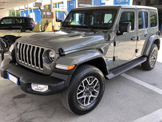 Jeep Wrangler Unlimited 2.0 PHEV ATX 4xe Sahara, del 2024, 31.088 km, in vendita a Fara Gera D Adda (BG)