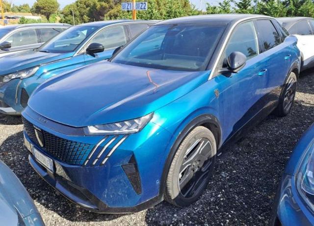 Peugeot e-3008 motore elettrico (73kWh) 210 CV GT, del 2024, 23.228 km, in vendita a Fara Gera D Adda (BG)