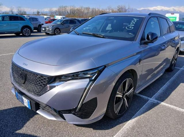 Peugeot 308 Plug-in Hybrid 225 e-EAT8 SW GT usato a FARA GERA D ADDA