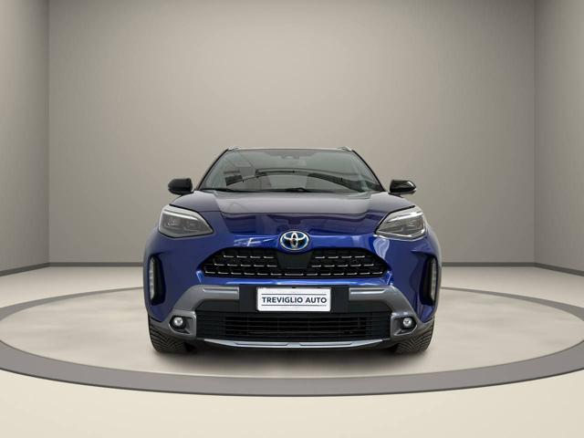 Toyota Yaris Cross 1.5 Hybrid 5p. E-CVT AWD-i Adventure - foto 3 di 4