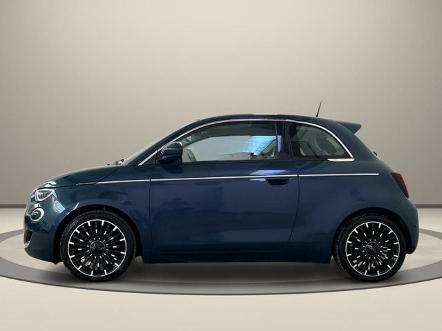 Fiat 500 Berlina 42kWh La Prima By Bocelli 320 Km autonomia - foto 3 di 4