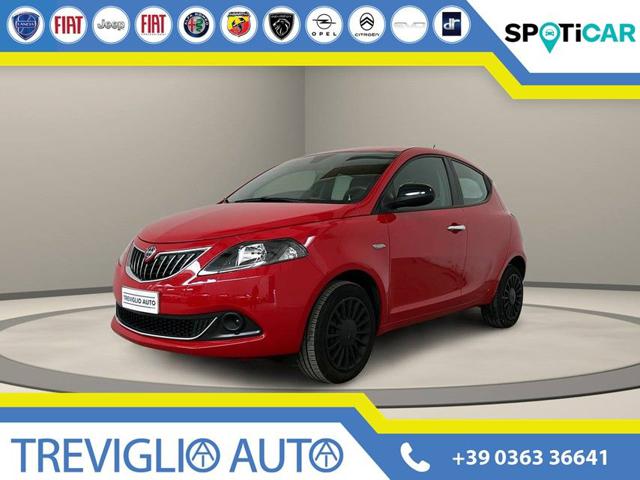 Lancia Ypsilon 1.0 FireFly 5 porte S&S Hybrid Ecochic Silver usato a FARA GERA D ADDA