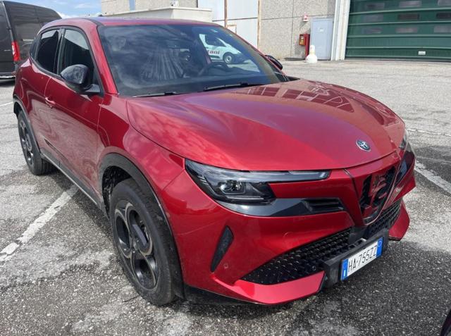 Alfa Romeo Junior 1.2 145 CV Hybrid eDCT6 Q4 Intensa - foto 3 di 4