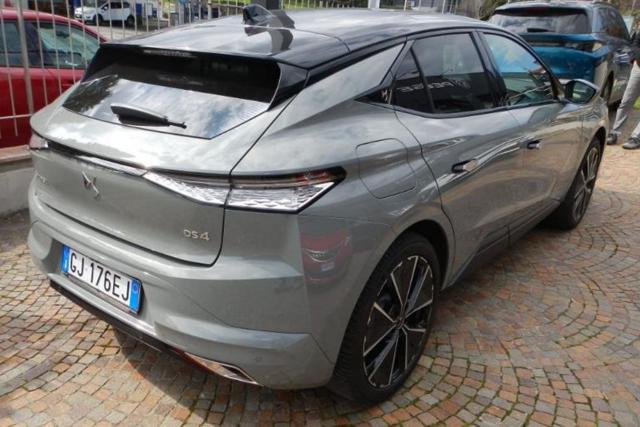 DS Automobiles DS 4 E-Tense 225 La Première TETTO APRIBILE - foto 4 di 4