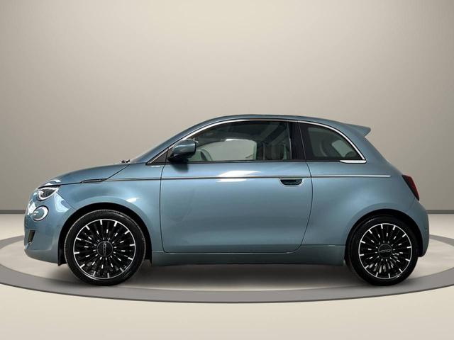 Fiat 500 3+1 42 kWh La Prima 320 Km autonomia - foto 3 di 4
