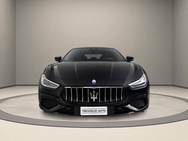 Maserati Ghibli V6 Gransport - foto 2 di 41