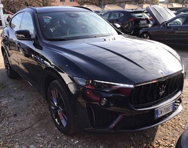 Maserati Levante MHEV 330 CV AWD GT - foto 3 di 4