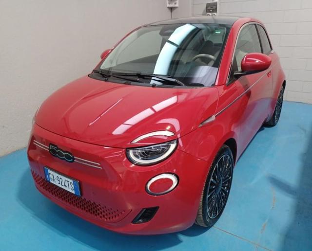 Fiat 500 Berlina 42kWh La Prima By Bocelli 320 Km autonomia - foto 2 di 4