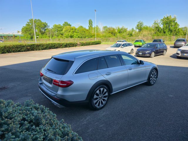 Mercedes-Benz E 220 d S.W. 4Matic AUTO SPORT ALL TERRAIN *UNIPORP* - foto 4 di 4