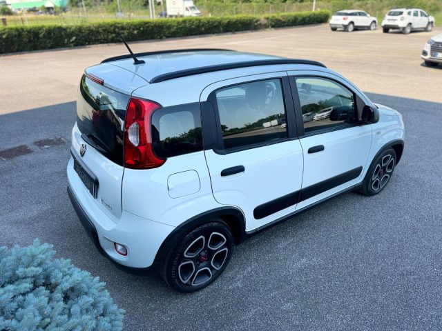 Fiat Panda 1.0 FireFly S&S HYBRID CITY LIFE *UNIPROP*PROMO* - foto 4 di 4