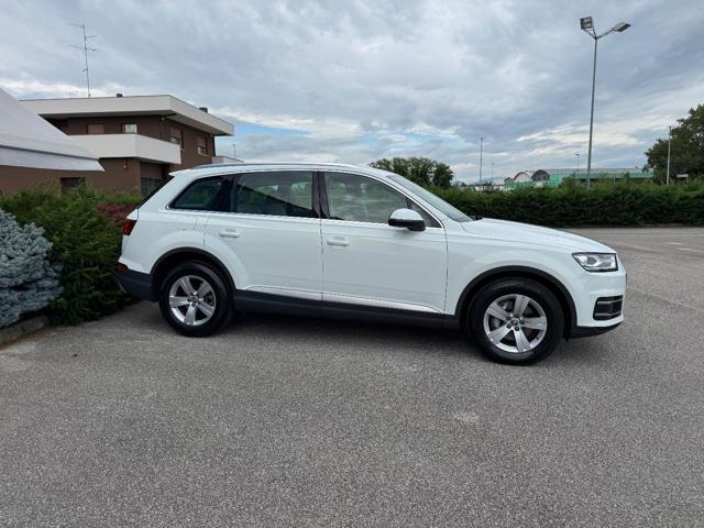 Audi Q7 3.0 TDI 272 CV QUATTRO TIP BUSINESS, del 2015, 129.021 km, in vendita a Pordenone (PN)