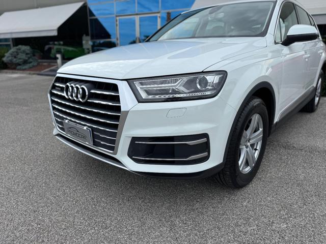Audi Q7 3.0 TDI 272 CV QUATTRO TIP BUSINESS, del 2015, 129.021 km, in vendita a Pordenone (PN)