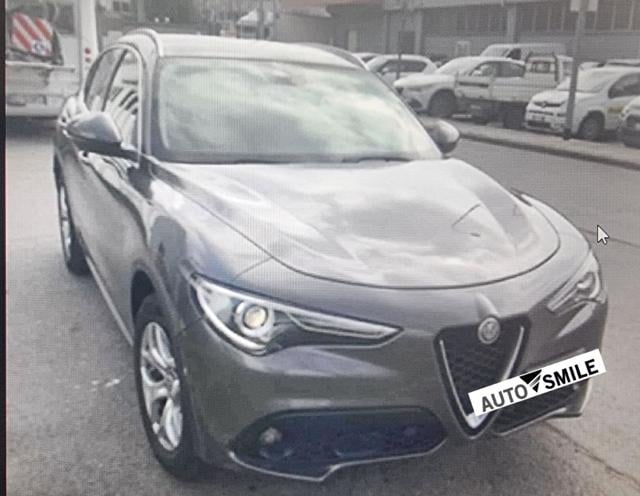 Alfa Romeo Stelvio 2.2 Turbodiesel 190 CV AT8 Q4 Business usato a SECUGNAGO