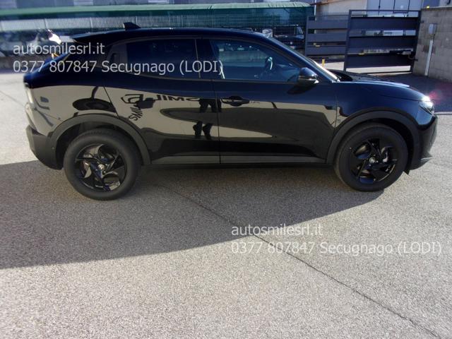 Alfa Romeo Junior 1.2 ibrida Q4 Sprint 145cv edct6 - foto 4 di 4