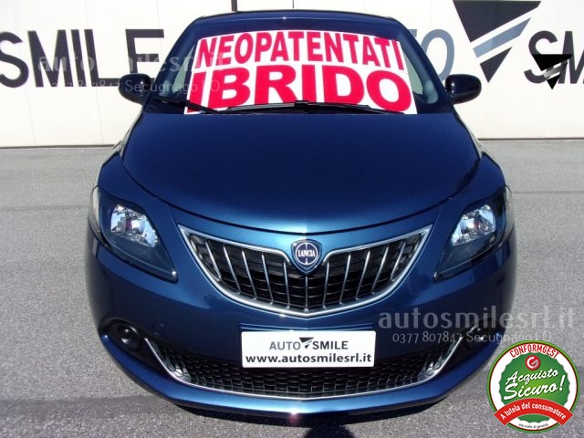 Lancia Ypsilon 1.0 FireFly 5 porte S&S Hybrid Silver - foto 4 di 4