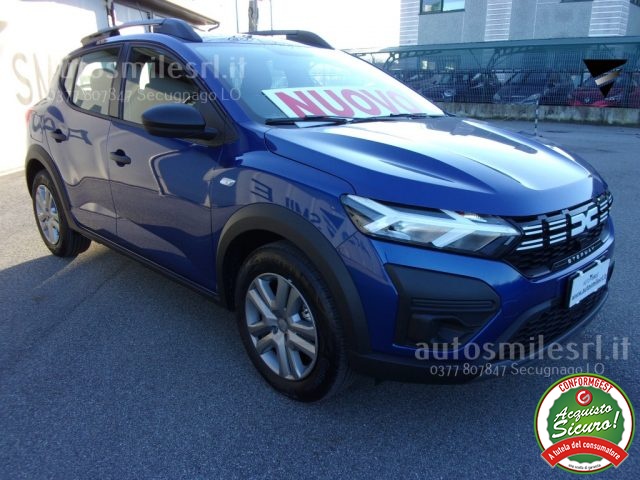 Dacia Sandero Stepway 1.0 TCe 90 CV Essential - foto 3 di 4