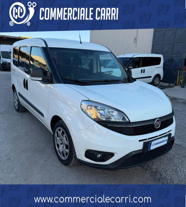 Fiat Doblo COMBI 1.6 M-JET FURGONE N1 5 POSTI - 2020, del 2020, 164.537 km, in vendita a Corato (BA)