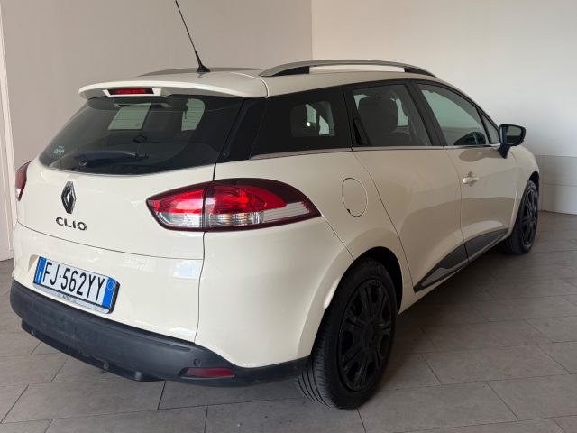 Renault Clio Sporter 1.2 75CV Intens - foto 4 di 4