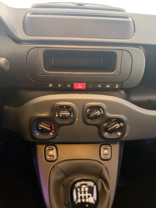 Fiat Pandina 1.0 FireFly 65 CV Hybrid Icon - foto 2 di 4