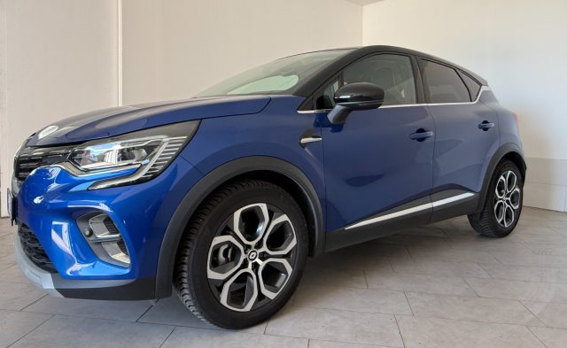 Renault Captur Full Hybrid E-Tech 145 CV Techno - foto 2 di 4