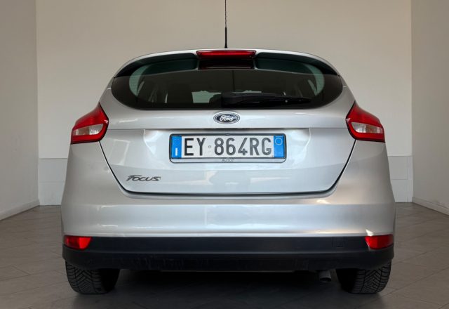 Ford Focus 1.6 120 CV GPL Titanium - foto 4 di 4