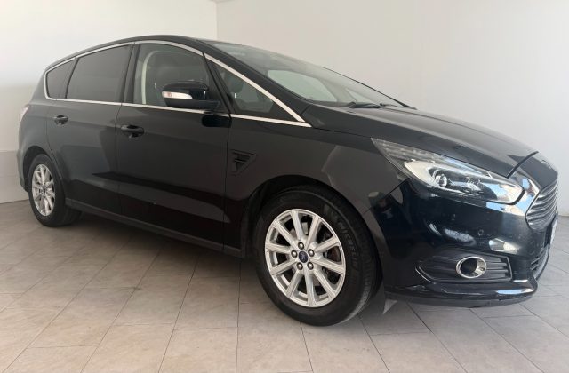 Ford S-Max 2.0 TDCi 150CV Start&Stop Powershift Vignale - foto 3 di 4