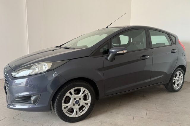 Ford Fiesta 1.4 5p. Bz.- GPL Titanium - foto 3 di 4